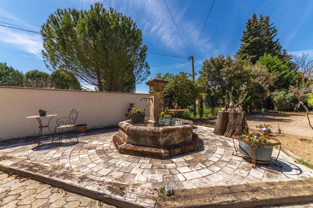 Готель Jade En Provence Везон-ла-Ромен Екстер'єр фото
