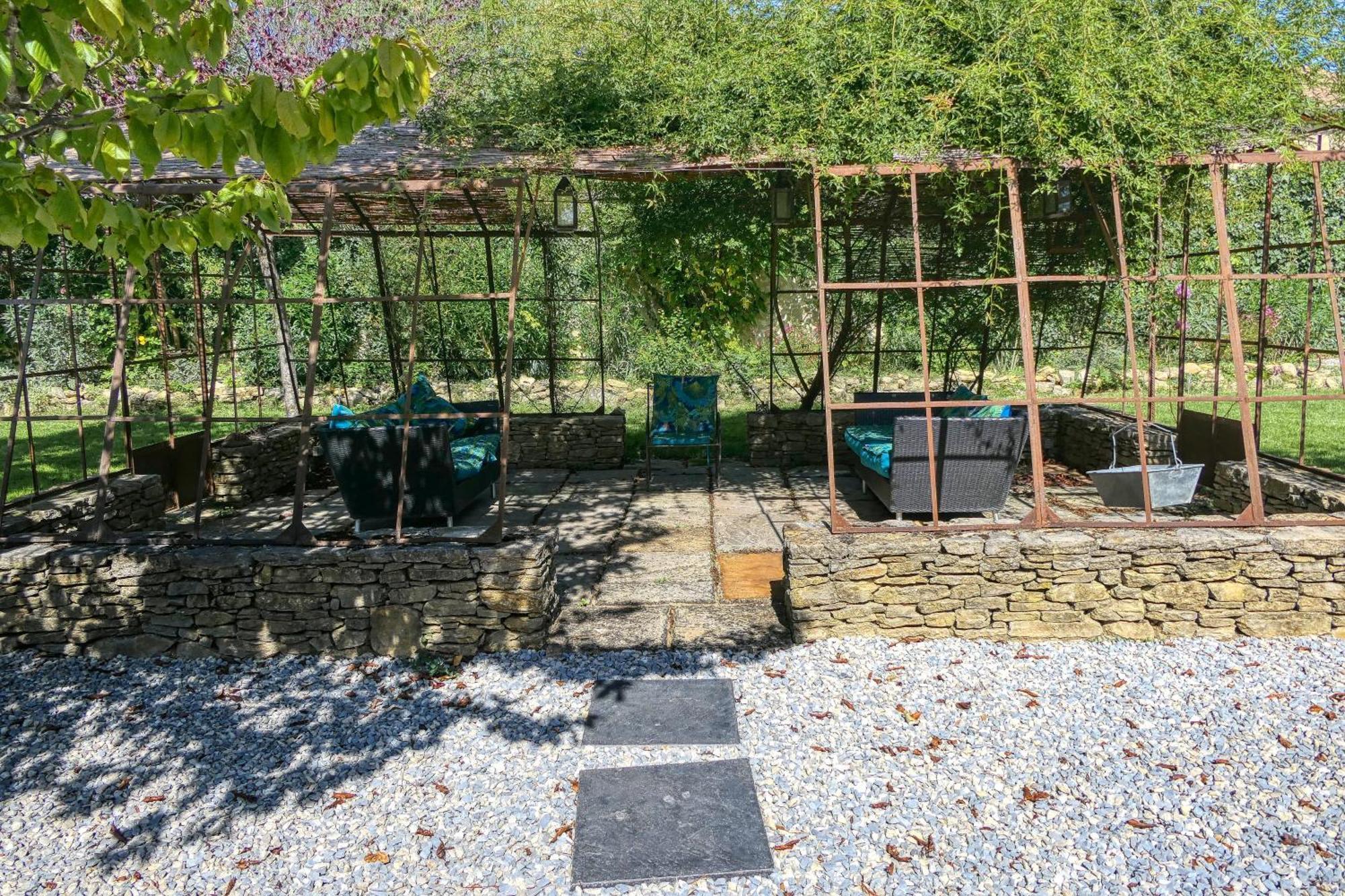Готель Jade En Provence Везон-ла-Ромен Екстер'єр фото