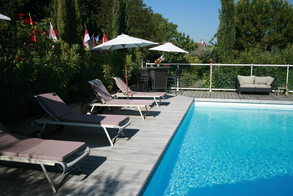 Готель Jade En Provence Везон-ла-Ромен Екстер'єр фото